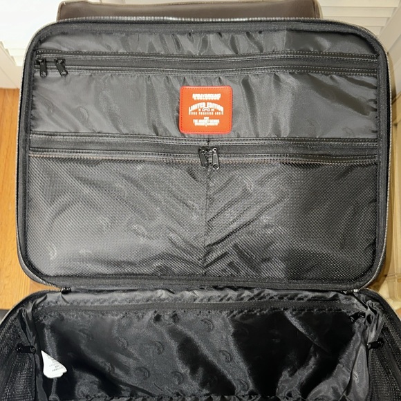 Sprayground 🦈 XTC Grey Sharks in Paris Jetsetter Carry on Luggage… - Picture 8 of 16